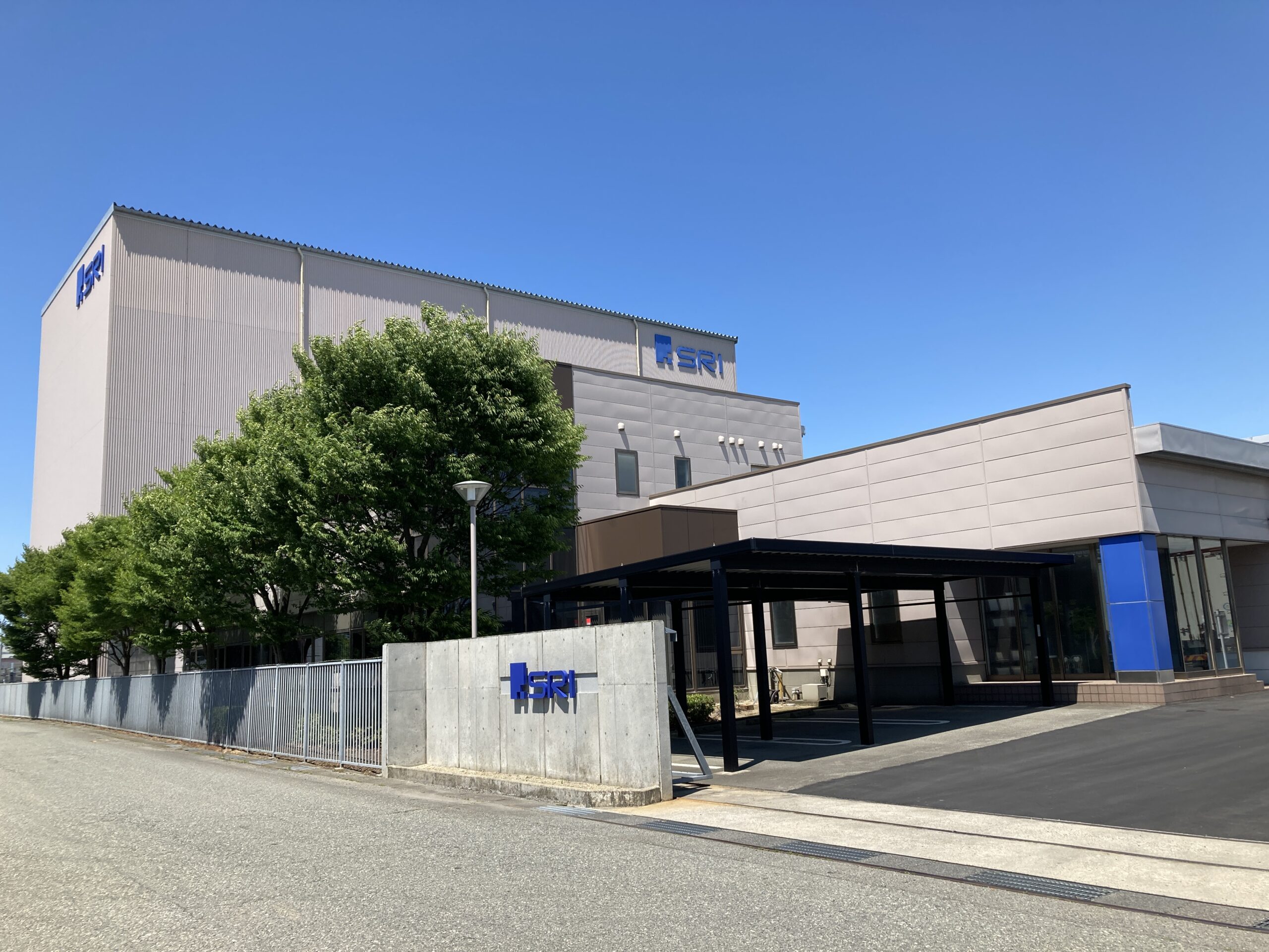 SRI情報管理センター 外観